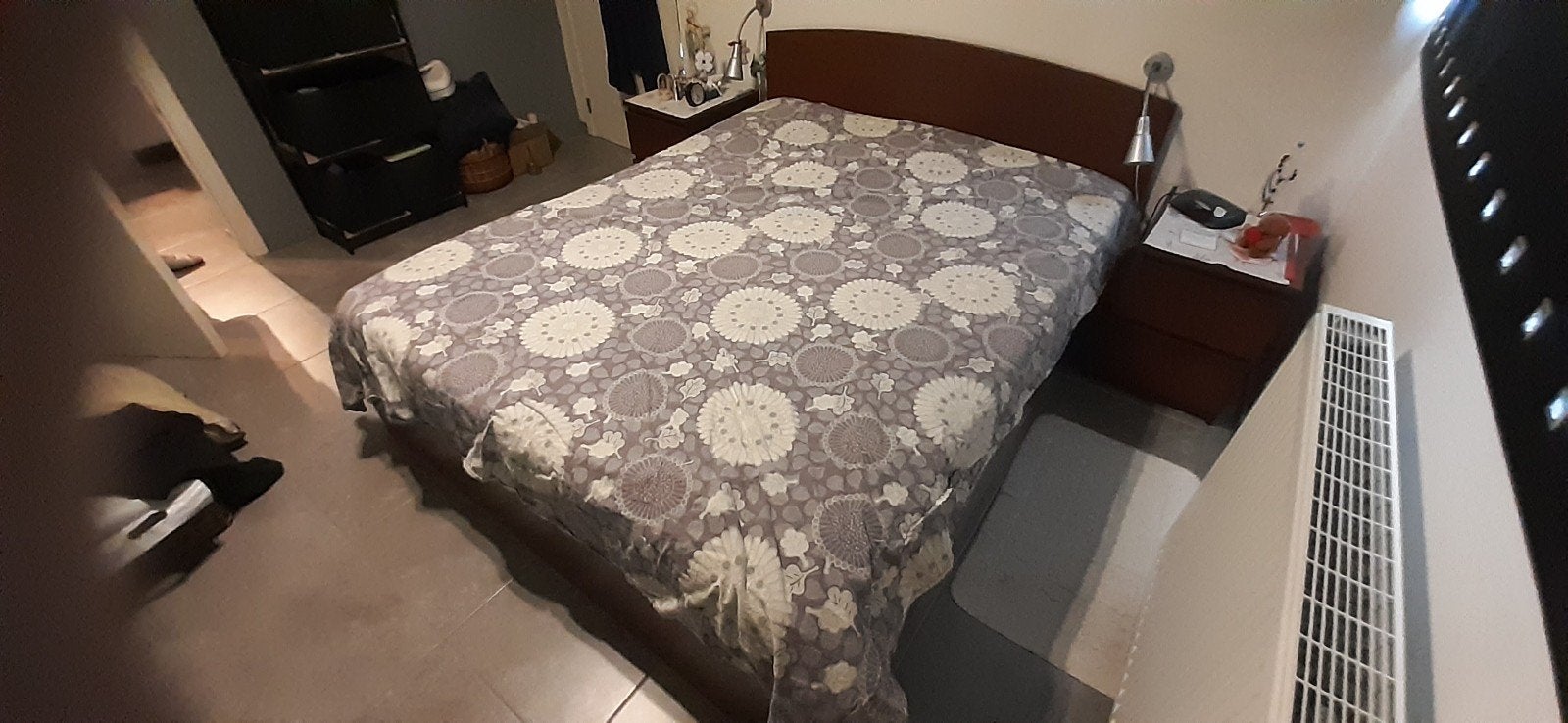 Bed en 2nachtkastjes en 1ladekastje, Enlèvement