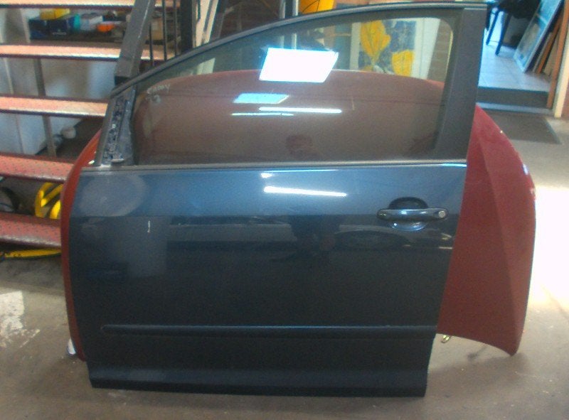 PORTIER LINKS VOOR Volkswagen Golf Plus (5M1 / 1KP), Gebruikt, Volkswagen AG, Voor, Kundenbetreuung@volkswagen.de
