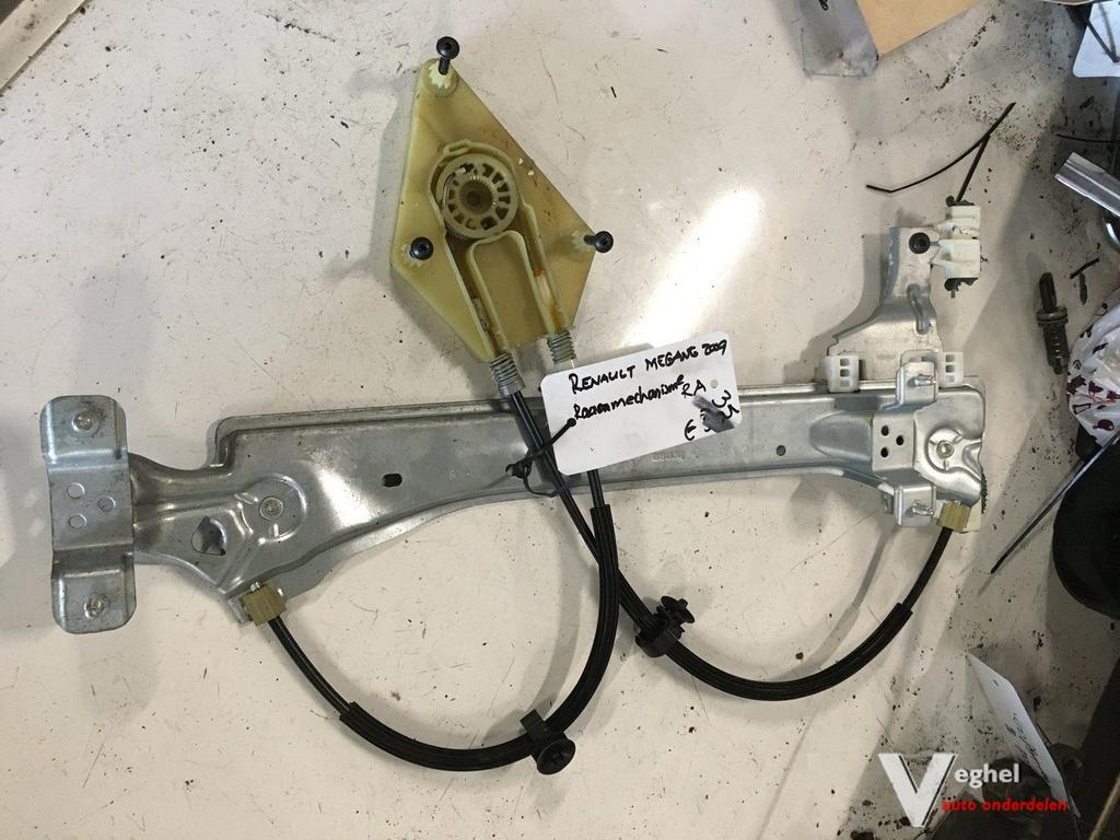 Renault Megane 2009 Elektr Raammechanisme zonder motor Recht, Gebruikt, -, -, Ophalen of Verzenden