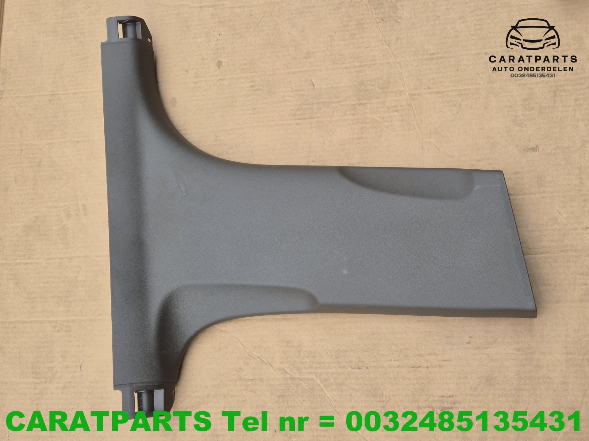 8T8867240A Audi A5 B-stijlbekleding A5, Fabrikant BV, Utilisé, Info@fabrikant.eu, Fabrikantstraat 1
1000 AA  Amsterdam, NL