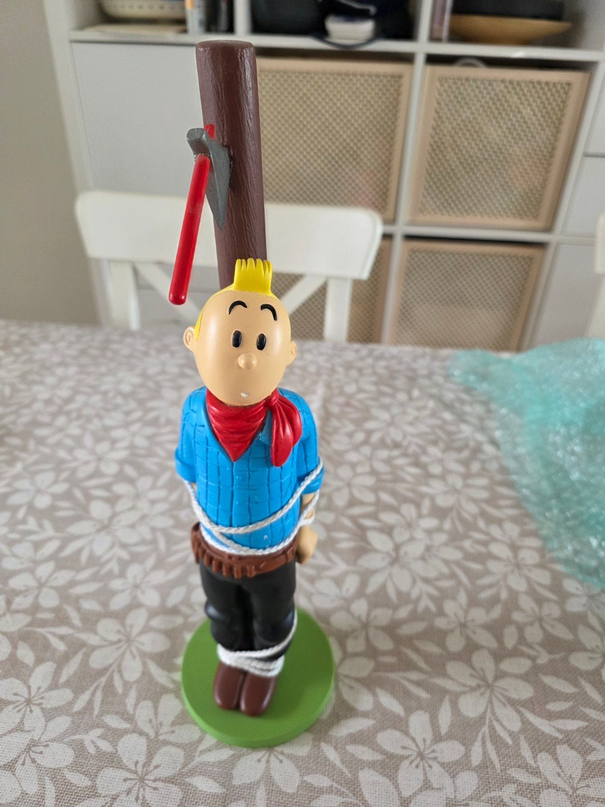 tintin st emett, Enlèvement, Tintin, Utilisé, Statue ou Figurine