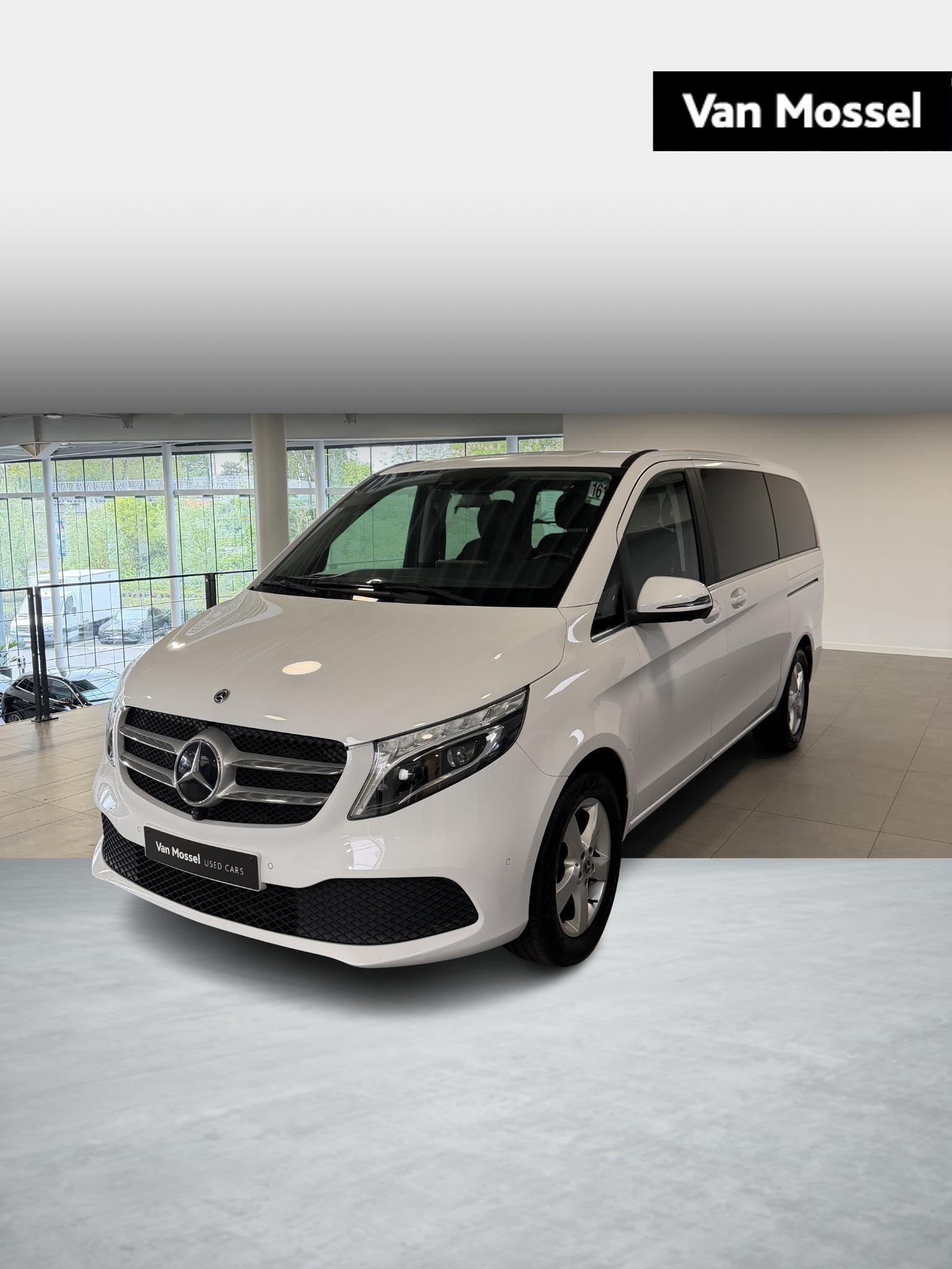Mercedes-Benz V 300 d L2 9G-TRONIC Avantgarde + LEDER + 6-ZI, Auto's, Dealer onderhouden, Gebruikt, 4 cilinders, 2000 kg