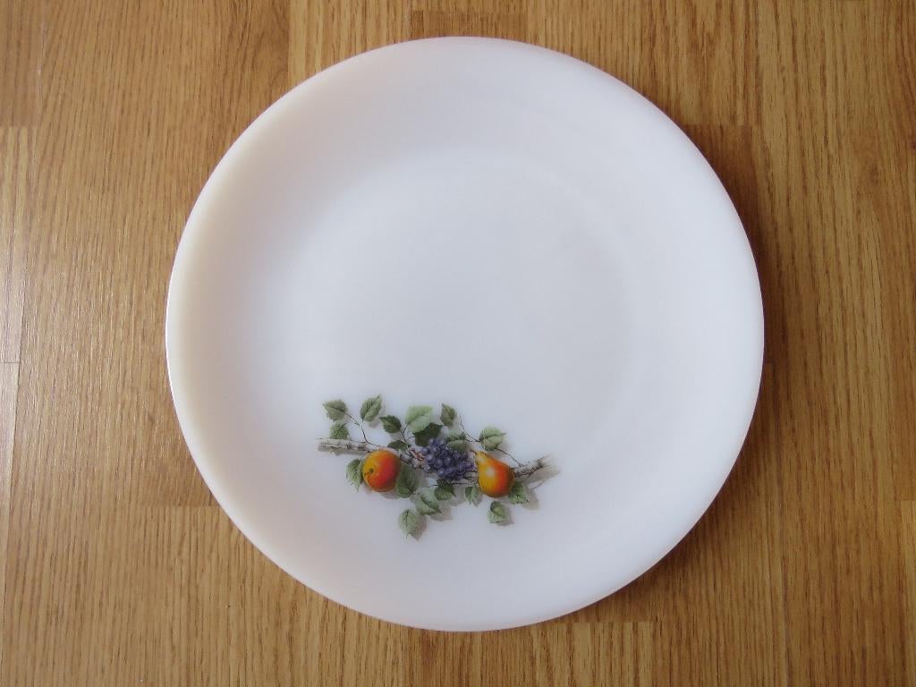 vintage arcopal très grande assiette plate Fruits de France, Enlèvement ou Envoi, Utilisé, Assiettes(s)