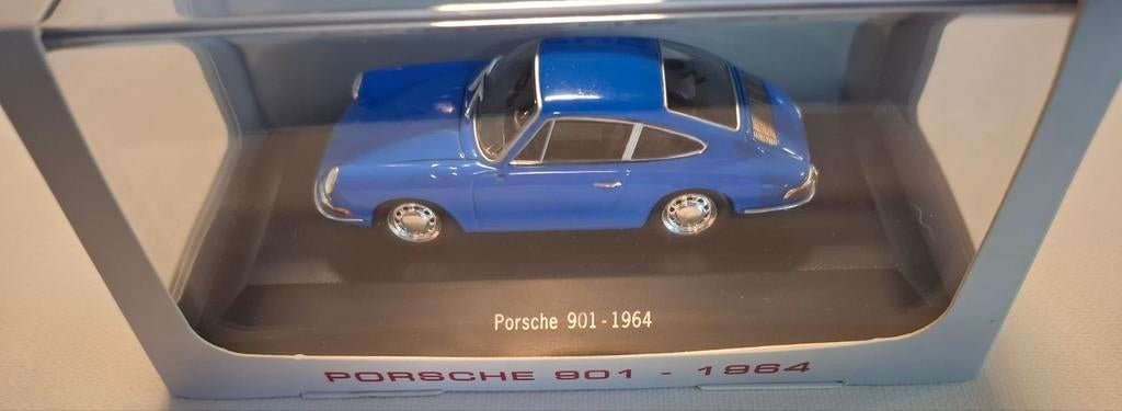 LA PORSCHE 901 N'EN A VENDU QU'ENVIRON 200. JUSQU'À 911, Enlèvement ou Envoi
