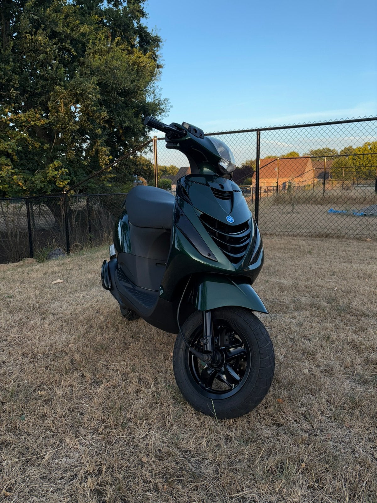 Piaggio zip 2 takt, Ophalen, Tweetakt, Klasse A (25 km/u), Zo goed als nieuw
