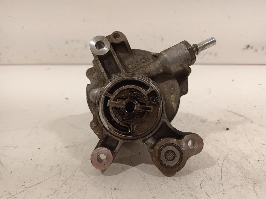 Vacuümpomp Ford Mondeo, Auto-onderdelen, Onderdelen@venauto.nl, Van der Ven Autorecycling B.V., Gebruikt, Ettenseweg 76, 4706 PB Roosendaal, The Netherlands