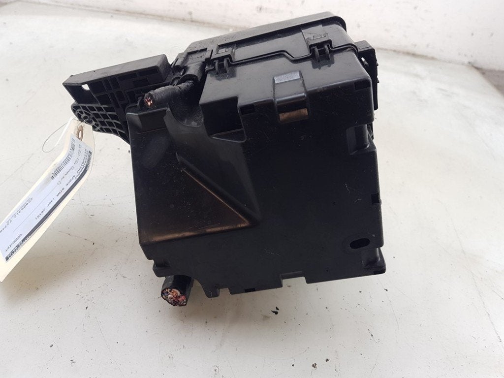 BOITIER FUSIBLES Mitsubishi Space Star (A0) (|8565A349|), Info@mitsubishi-motors.de, MITSUBISHI, Utilisé, Mitsubishi