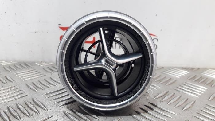 Luchtrooster Dashboard van een Mercedes CLA, Gebruikt, -, Ophalen of Verzenden, -