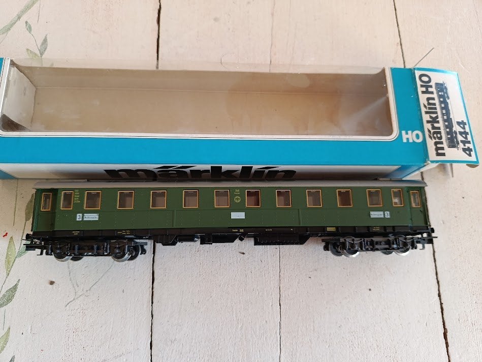 voiture de voyageurs Märklin 4144 de 2e classe, Enlèvement ou Envoi, Comme neuf, Märklin