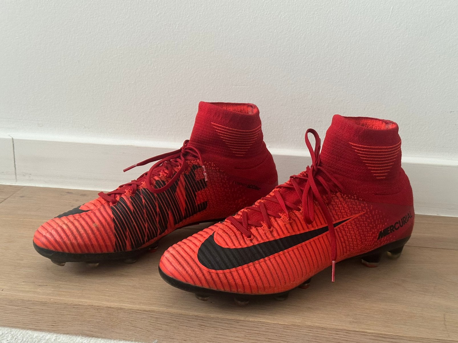Nike Mercurial Superfly V AG Fire pack Edition maat: 45.5 EU, Ophalen of Verzenden, Zo goed als nieuw, Schoenen