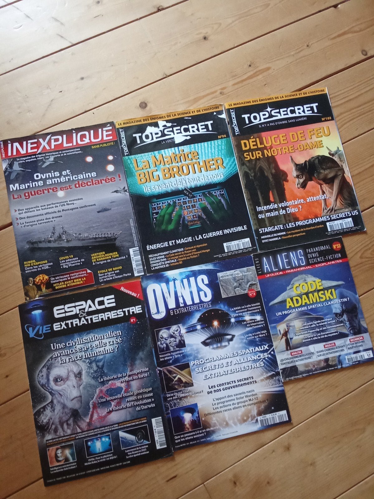 magazines sujet : Espace, OVNI, Aliens, Boeken, Ophalen