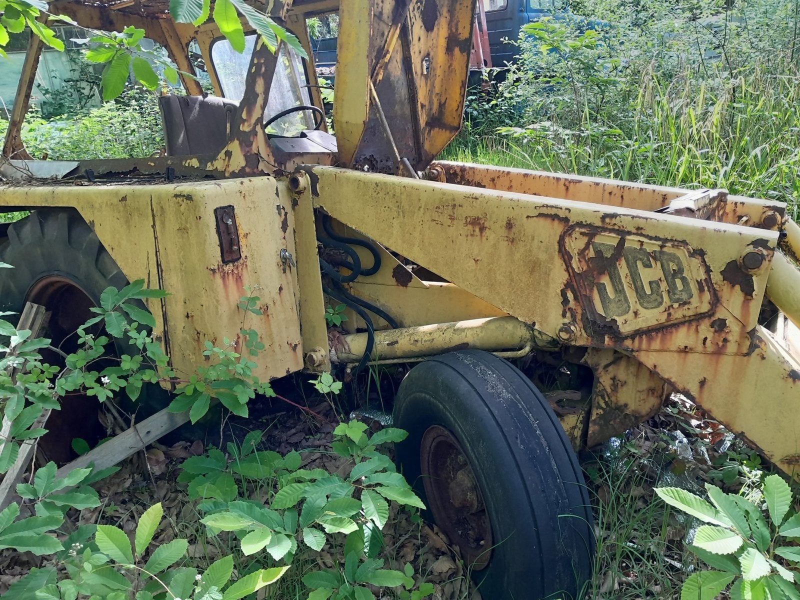Tractor JBC voor stukken, Ophalen, Grondbewerking