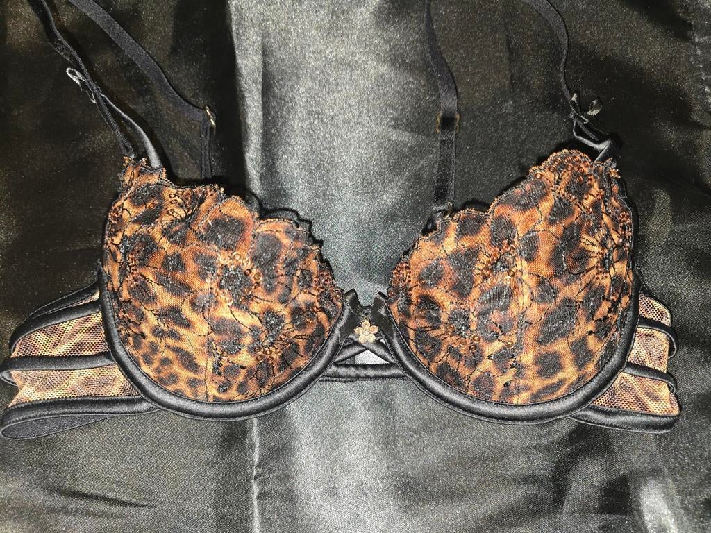 Ongedragen nieuwe BH 65B, Honey Birdette, Ophalen of Verzenden, Overige kleuren, BH