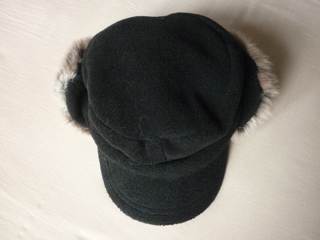 Fleece Pet met Klep en Pels, Kleding | Dames, Ophalen of Verzenden, Zo goed als nieuw, 55 cm (S, 6⅞ inch) of minder, Pet