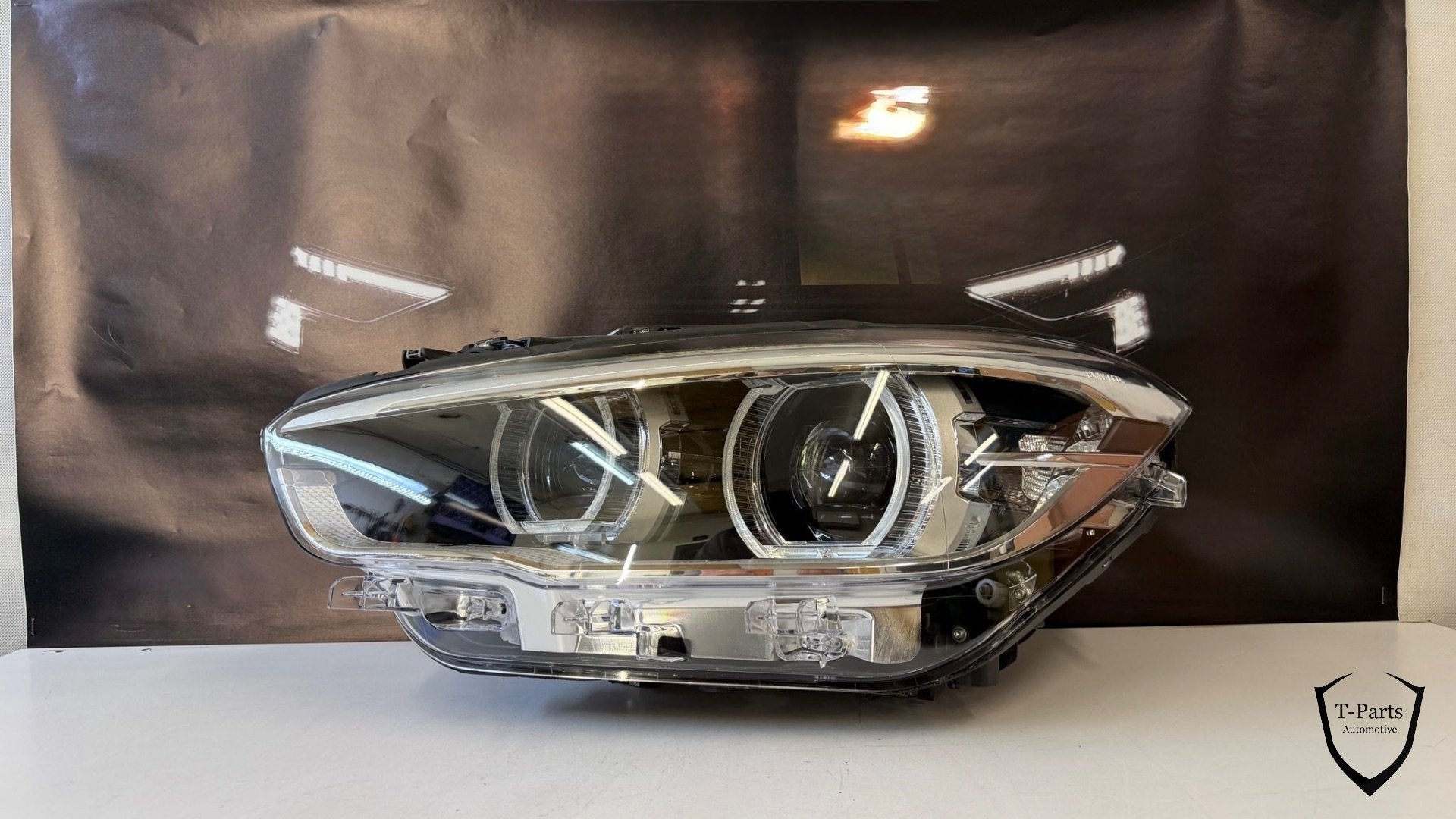 links koplamp BMW 1 serie F20 F21 VOLLEDIGE LED 7414141 7414, Auto-onderdelen, Petuelring 130
80788  Munich, DE, Gebruikt, Info@bmw.de