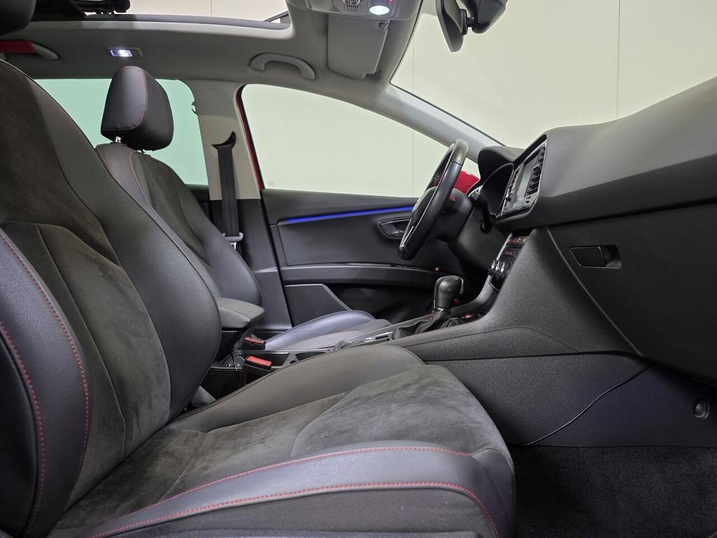 Seat Leon ST 1.5 Benzine Autom. - FR Line - Pano - Topstaat, Auto's, 1498 cc, 4 cilinders, https://public.car-pass.be/vhr/88138de9-e9b5-488f-8ec9-282d284f0b82