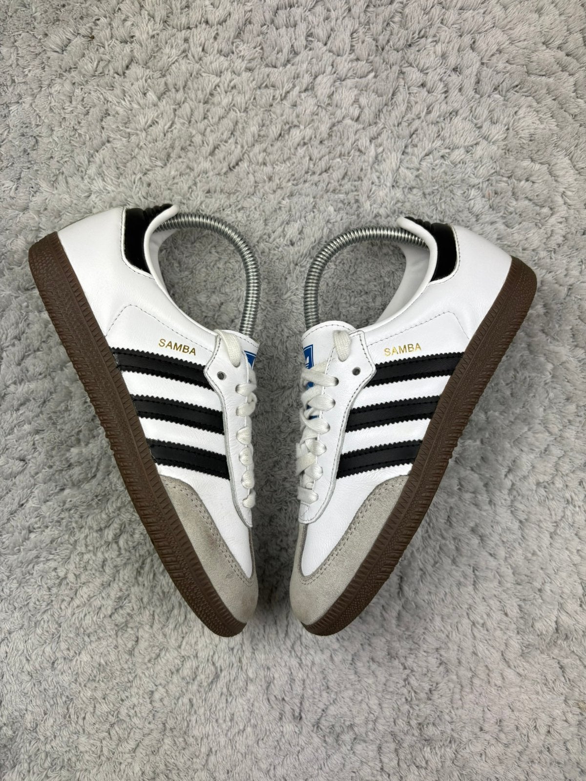 Adidas samba blanche et noir taille 37 femme, Enlèvement ou Envoi, Sneakers et Baskets, Porté, Blanc