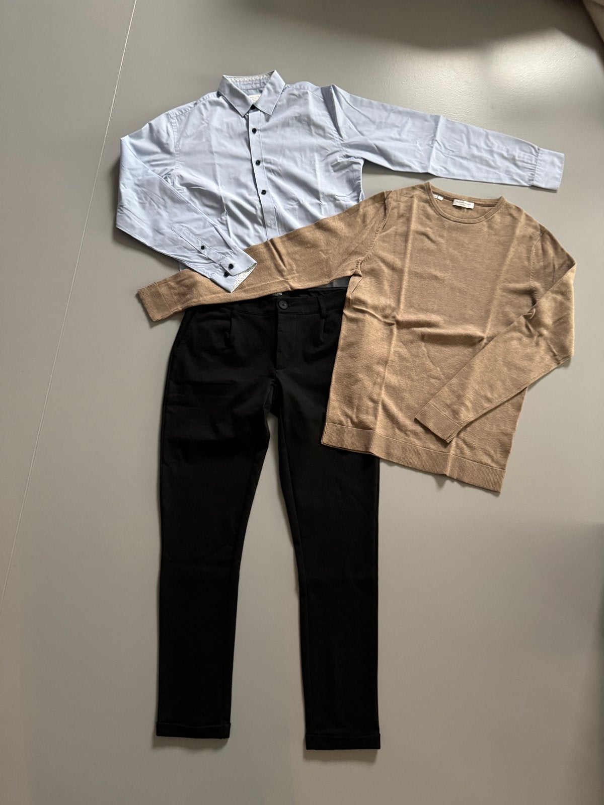 Set broek, hemd en trui, maat S en broek W30,L32, Ophalen of Verzenden, Zo goed als nieuw, Maat 46 (S) of kleiner