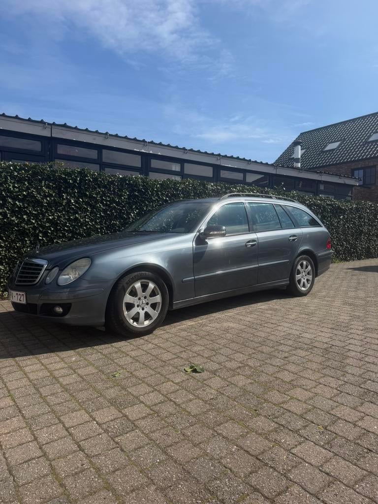 Mercedes e220 cdi face lift automaat 2007, Auto's, Mercedes-Benz, Automaat, Bedrijf, Diesel, Parkeersensor