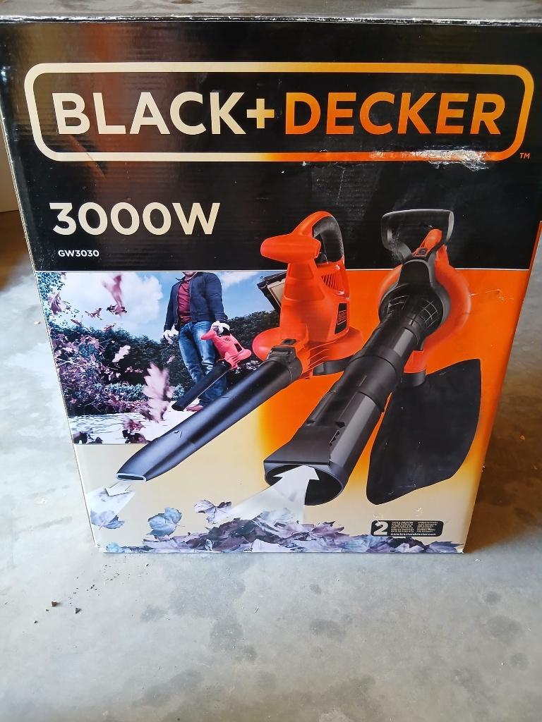 Souffleur à feuilles Black & Decker, Neuf, Électrique, Porté à la main, Enlèvement