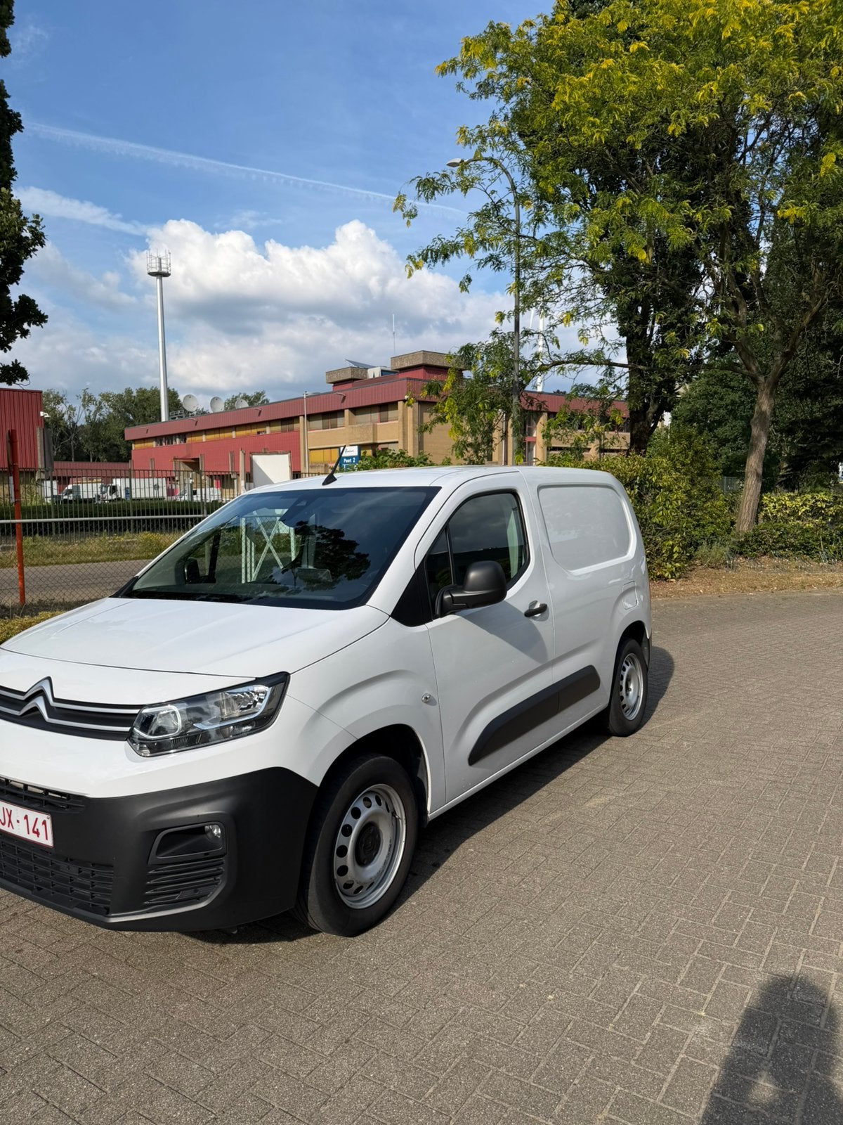 Citroen berlingo 2023 1.5 BlueHDi