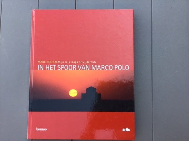 Diverse boeken te koop. 1€ per boek., Ophalen, Gelezen, Verschillende onderwerpen