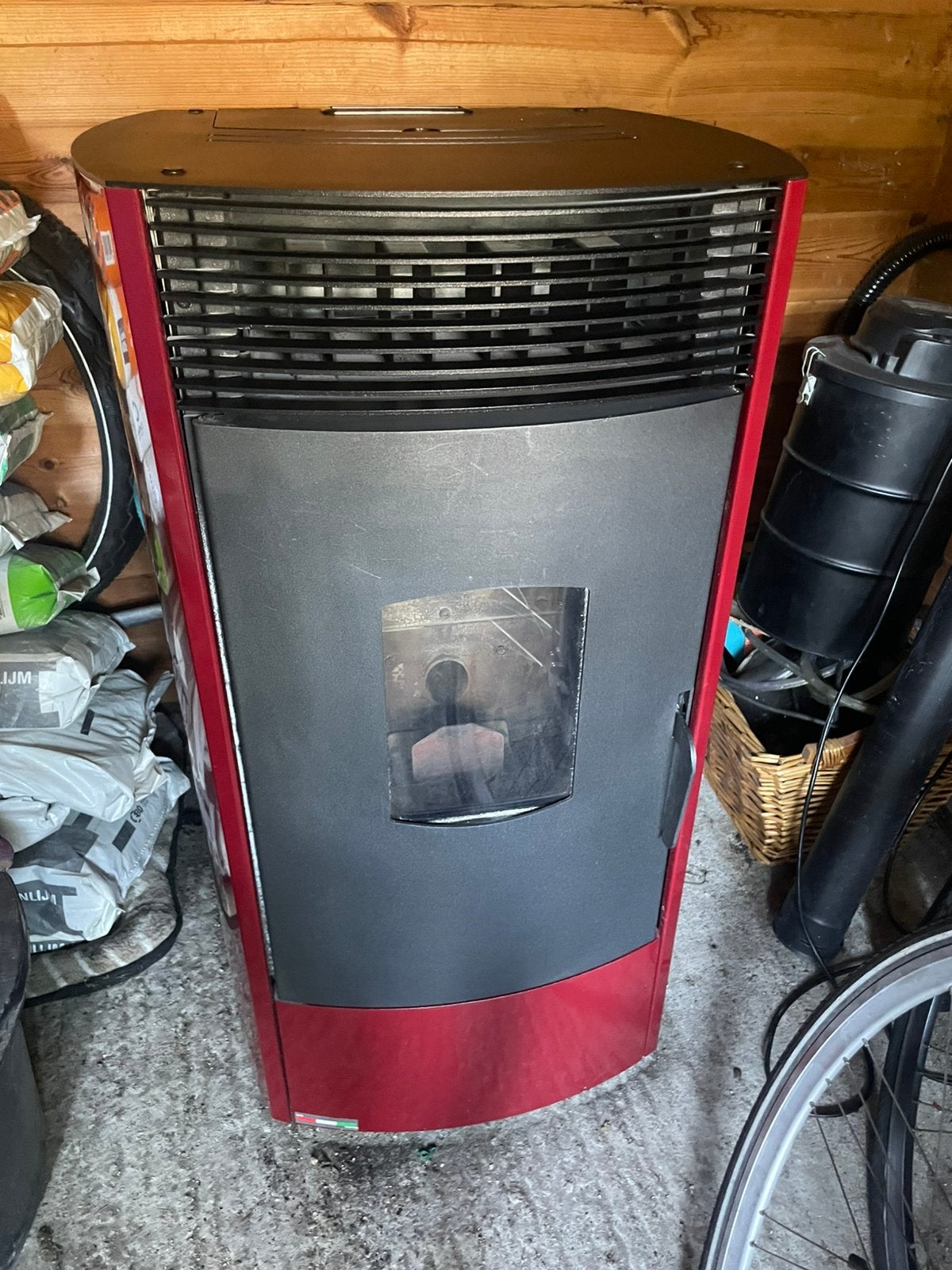 Te koop Mondena D12 pelletkachel 12kw, Ophalen, Zo goed als nieuw, Pelletkachel
