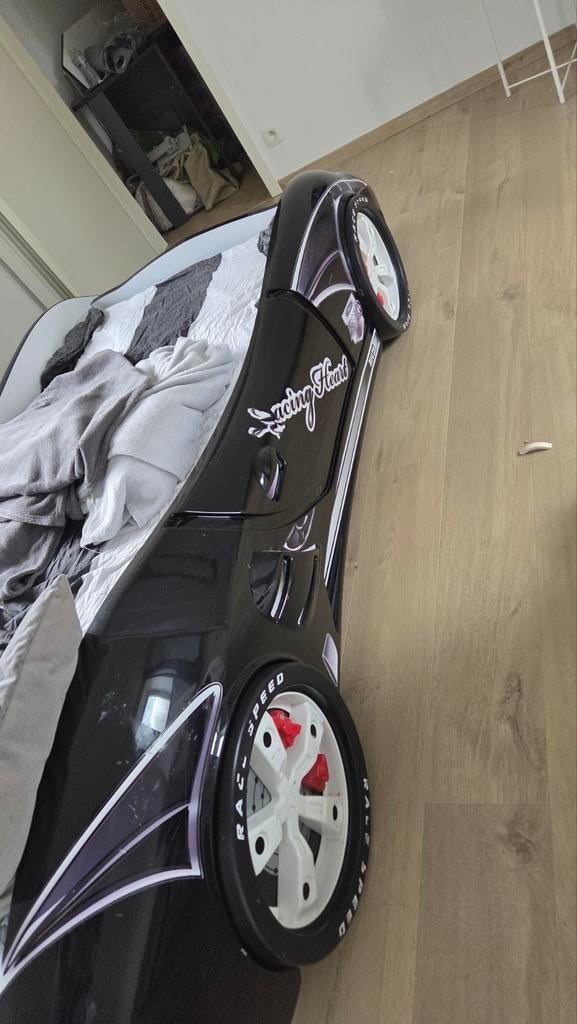 Lit voiture