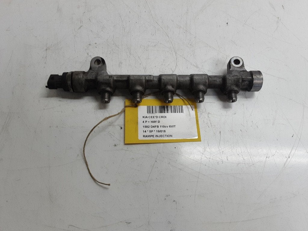 INJECTIEGALERIJ Kia Cee'd (JDB5) (314002A420), Info@kia.de, Theodor-Heuss-Allee 11
60486  Frankfurt am Main, DE, Kia Deutschland GmbH