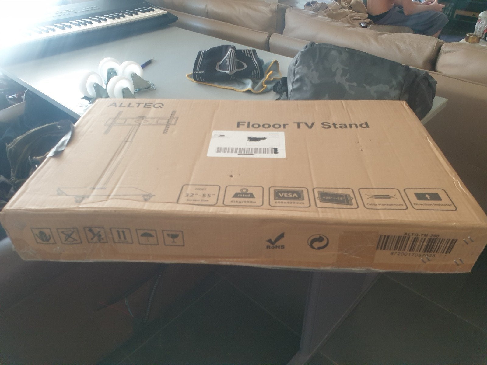 Support de sol pour téléviseur mobile ALLTEQ (32 à 55 pouces, Enlèvement ou Envoi, Comme neuf
