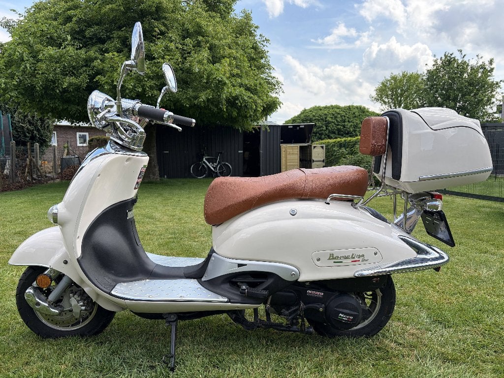 Borsalino Neco Due 125cc, Fietsen en Brommers, Scooters | Overige merken, Ophalen, Borsalino, 125 cc, Zo goed als nieuw