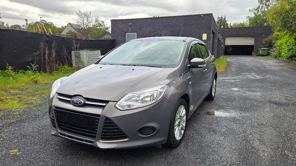 Ford Focus 1.0 Ecoboost 2014, Autos, Ford, Particulier, Focus, ABS, Airbags, Air conditionné, Bluetooth, Ordinateur de bord, Verrouillage central