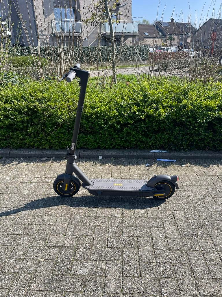 Segway Ninebot G30 Max, Enlèvement, Comme neuf, Step électrique (E-scooter)