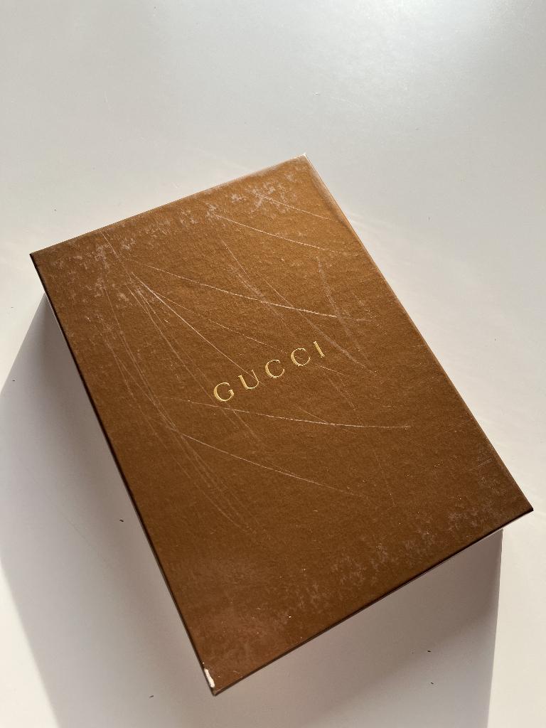 Répertoire téléphonique Gucci, Divers, Agendas, Enlèvement ou Envoi, Comme neuf