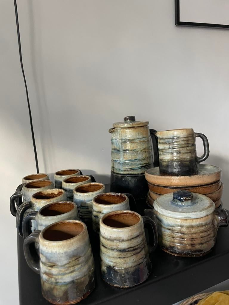 Servies - aardewerk - borden el koffiepot guerin, Antiek en Kunst, Ophalen