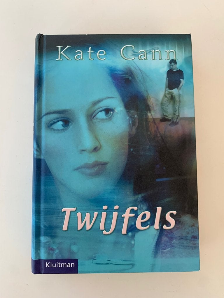 Kate Cann - Twijfels, Boeken, Ophalen of Verzenden, Zo goed als nieuw, Fictie