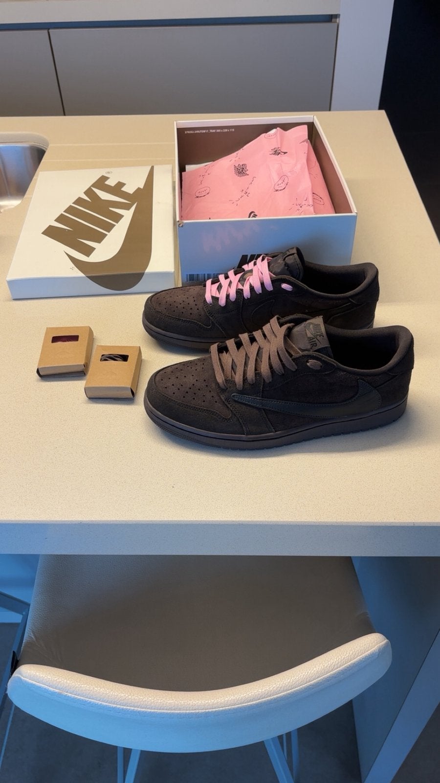 Travis Scott air jordan 1, Neuf, Brun, Baskets, Envoi