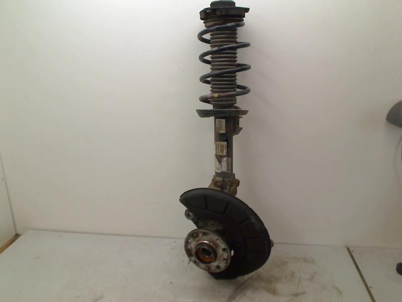 VEERPOOT LINKS VOOR Volkswagen Touran (1T3) (1T0413031GP), Gebruikt, De Bloemendaal 21 21
5221 EB  'S HERTOGENBOSCH, NL, Info@123Parts.nl