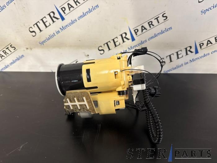 Pompe carburant électrique d'un Mercedes C-Klasse, Autos : Pièces & Accessoires, Systèmes à carburant, Mercedes-Benz, Utilisé