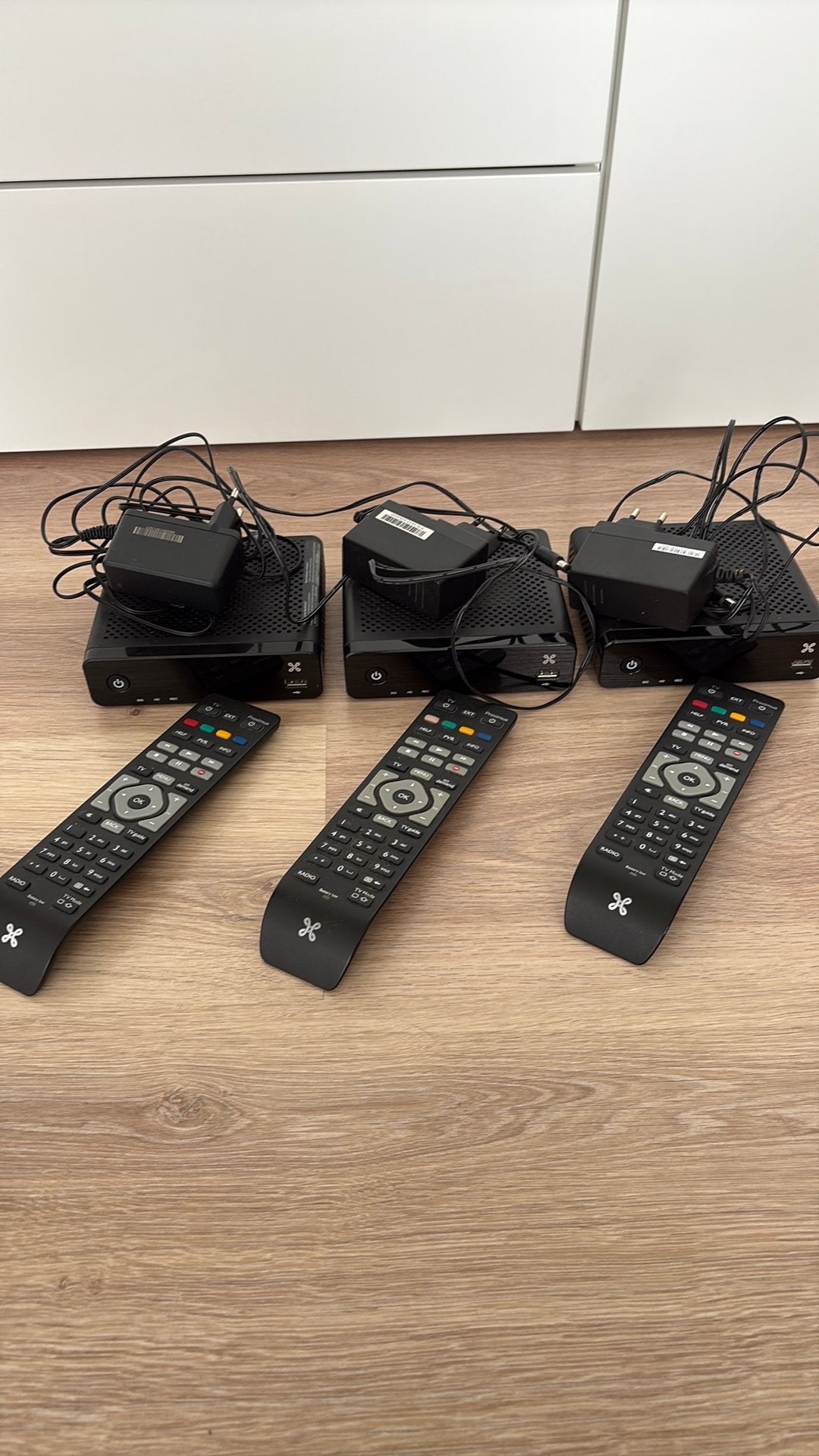 Lot de 3 decodeurs proximus scarlet, TV, Hi-fi & Vidéo, Enlèvement ou Envoi, Comme neuf, Décodeur