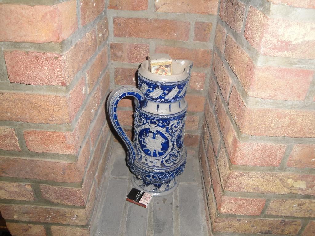 Duitse bierkruik '4-seizoenen', Antiek en Kunst, Antiek | Keramiek en Aardewerk, Ophalen