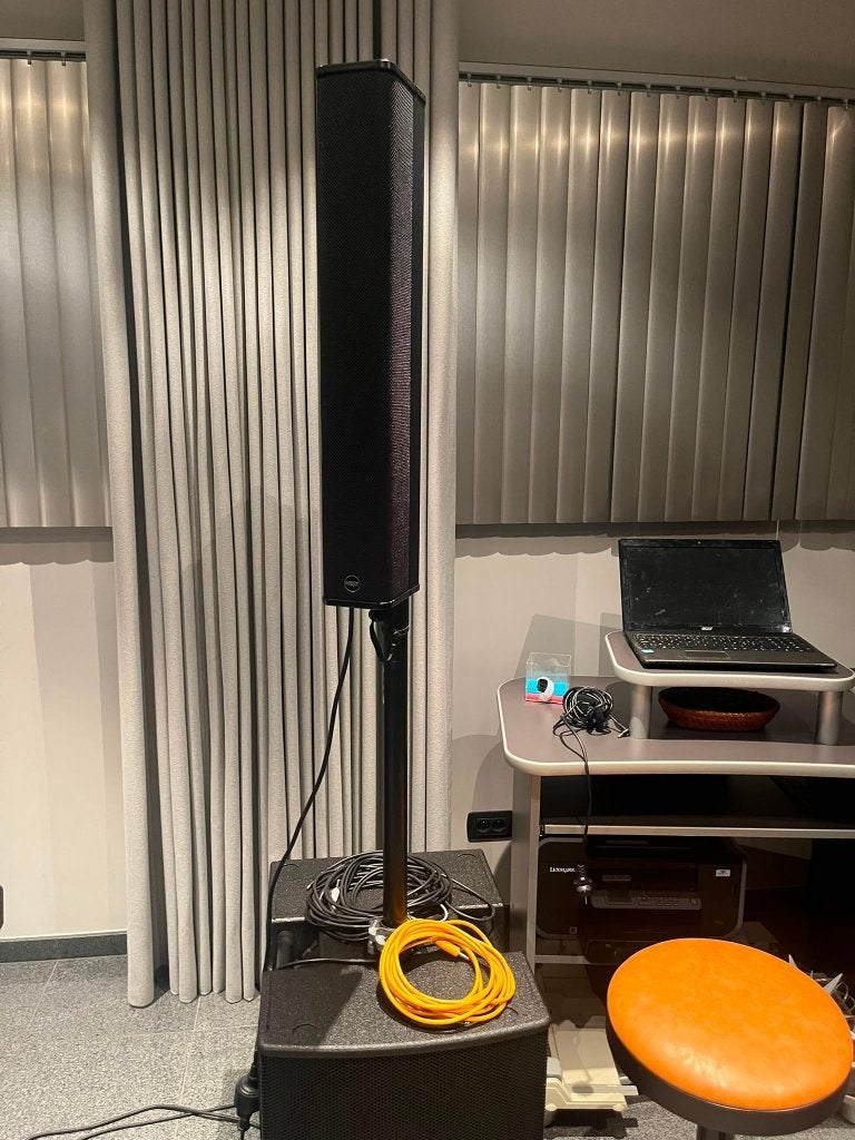 NEXT professioneel PA-systeem | 2 subs + 2 column speakers, Audio, Tv en Foto, Luidsprekerboxen, Ophalen
