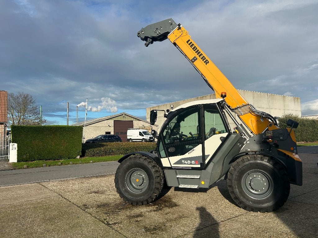 Verreiker Liebherr T48-8S Stock, Ophalen, Verreiker