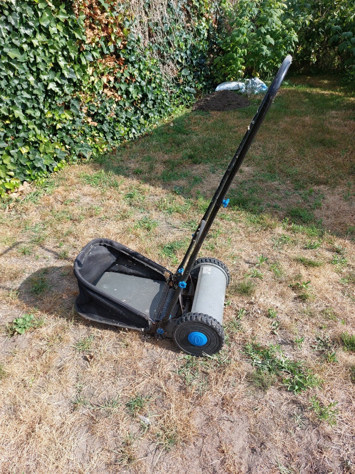 Handmaaier Gamna, Ophalen