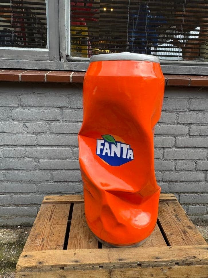 Grote Fanta Blik Decoratie - Uniek en Opvallend