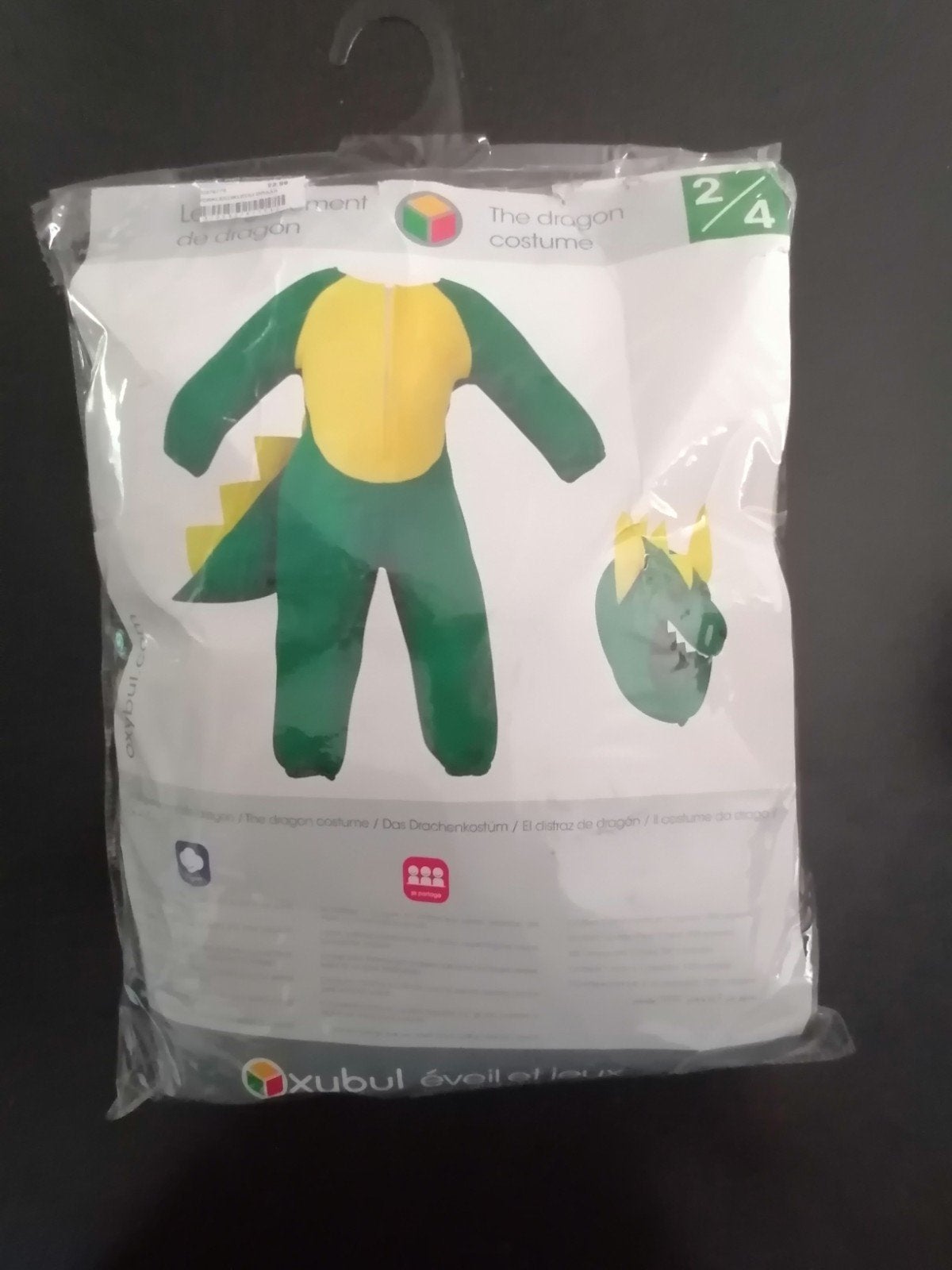 Costume de dragon, Enlèvement