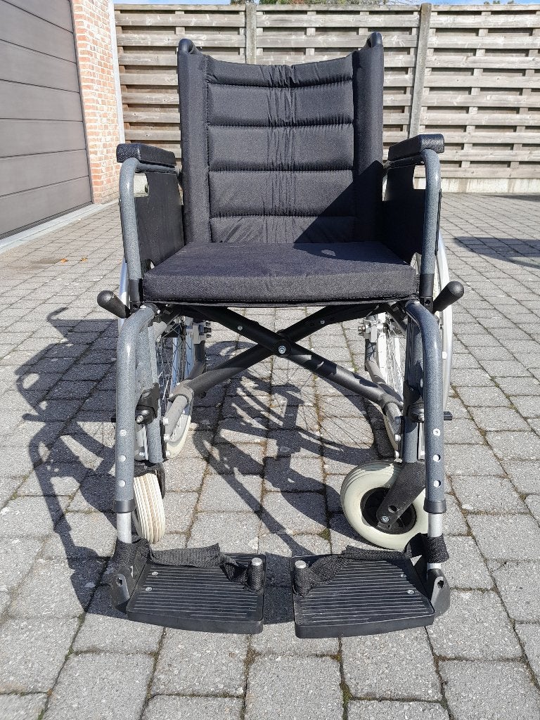 rostoel, Divers, Chaises roulantes, Enlèvement, Pliant, Comme neuf, Fauteuil roulant à pousser