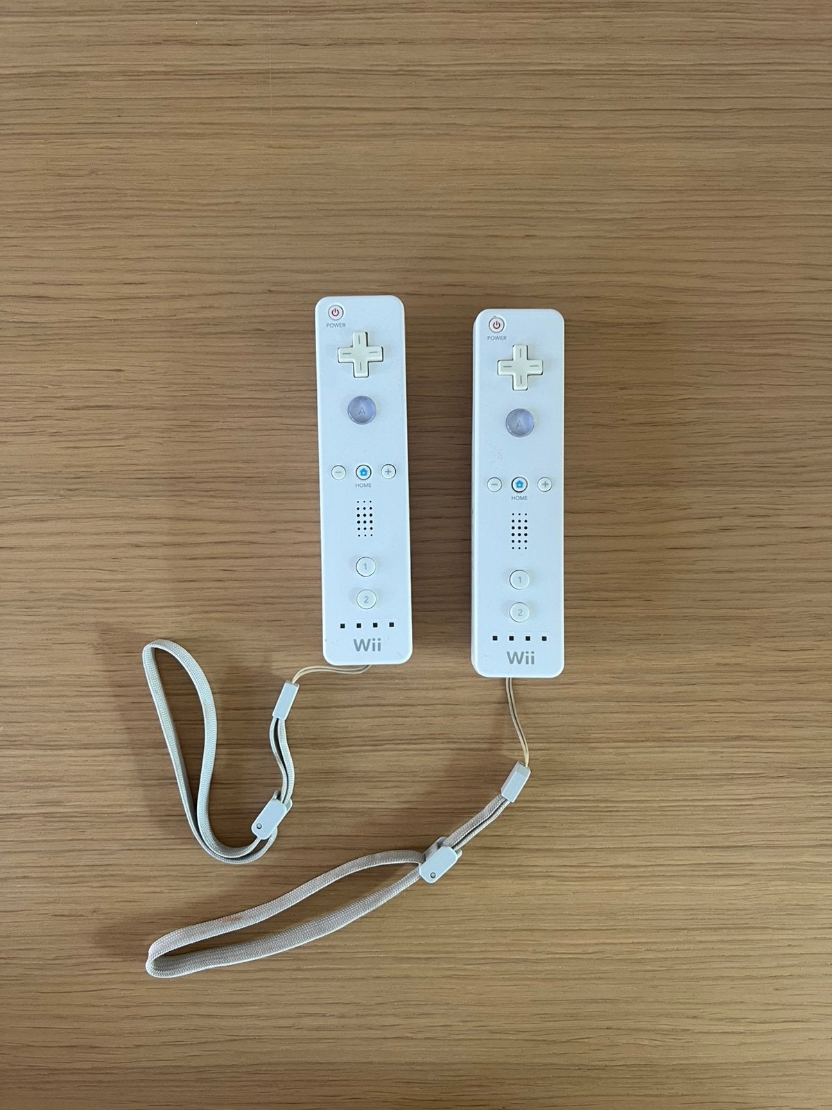 Nintendo Wii - starter pack, Consoles de jeu & Jeux vidéo, Consoles de jeu | Nintendo Wii, Comme neuf, Avec 2 manettes, Avec jeux