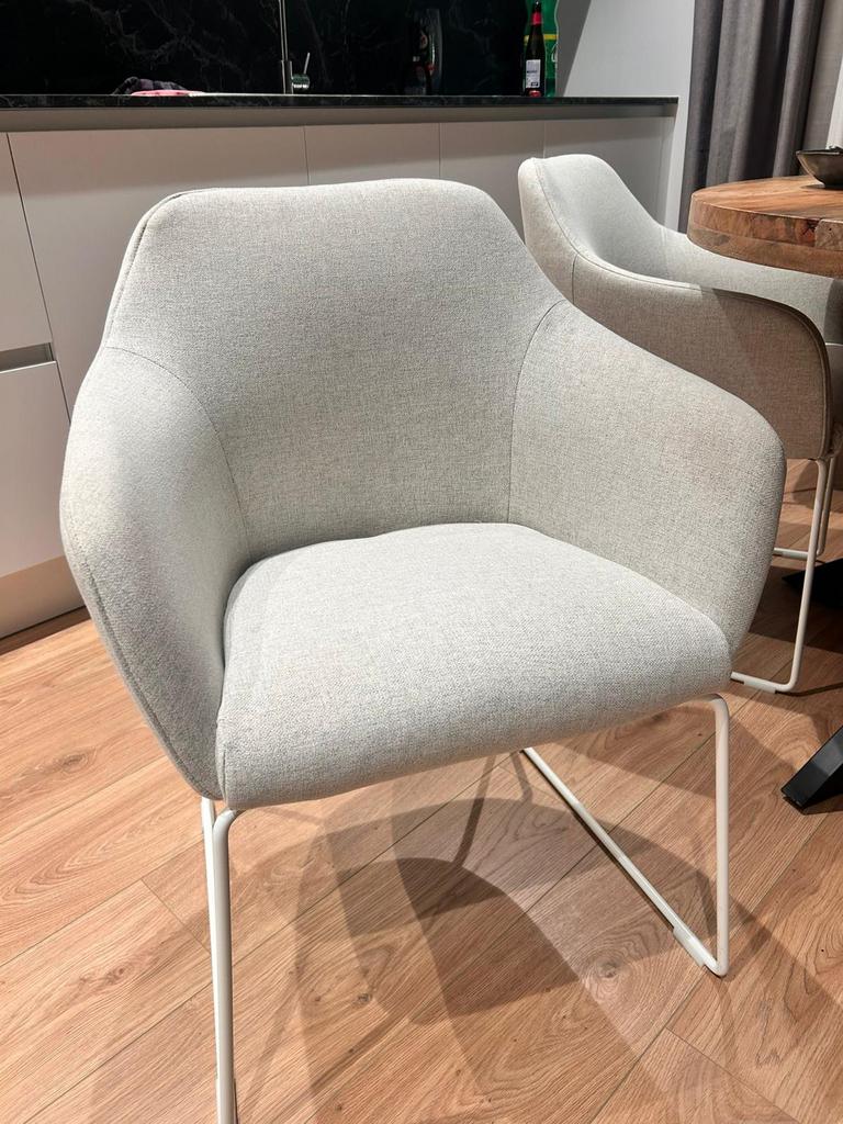 Chaise ikea blanche, Huis en Inrichting, Stoelen, Gebruikt, Wit, Ophalen of Verzenden, Vier
