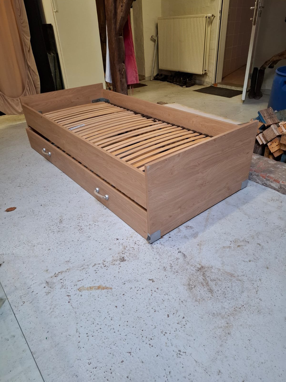 Lit pour 1 personne extensible avec matelas propres, Enlèvement ou Envoi, Comme neuf